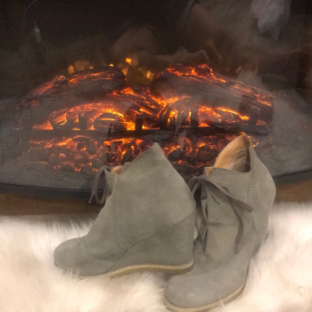 Kelsi Dagger Grey Suede Leather Booties